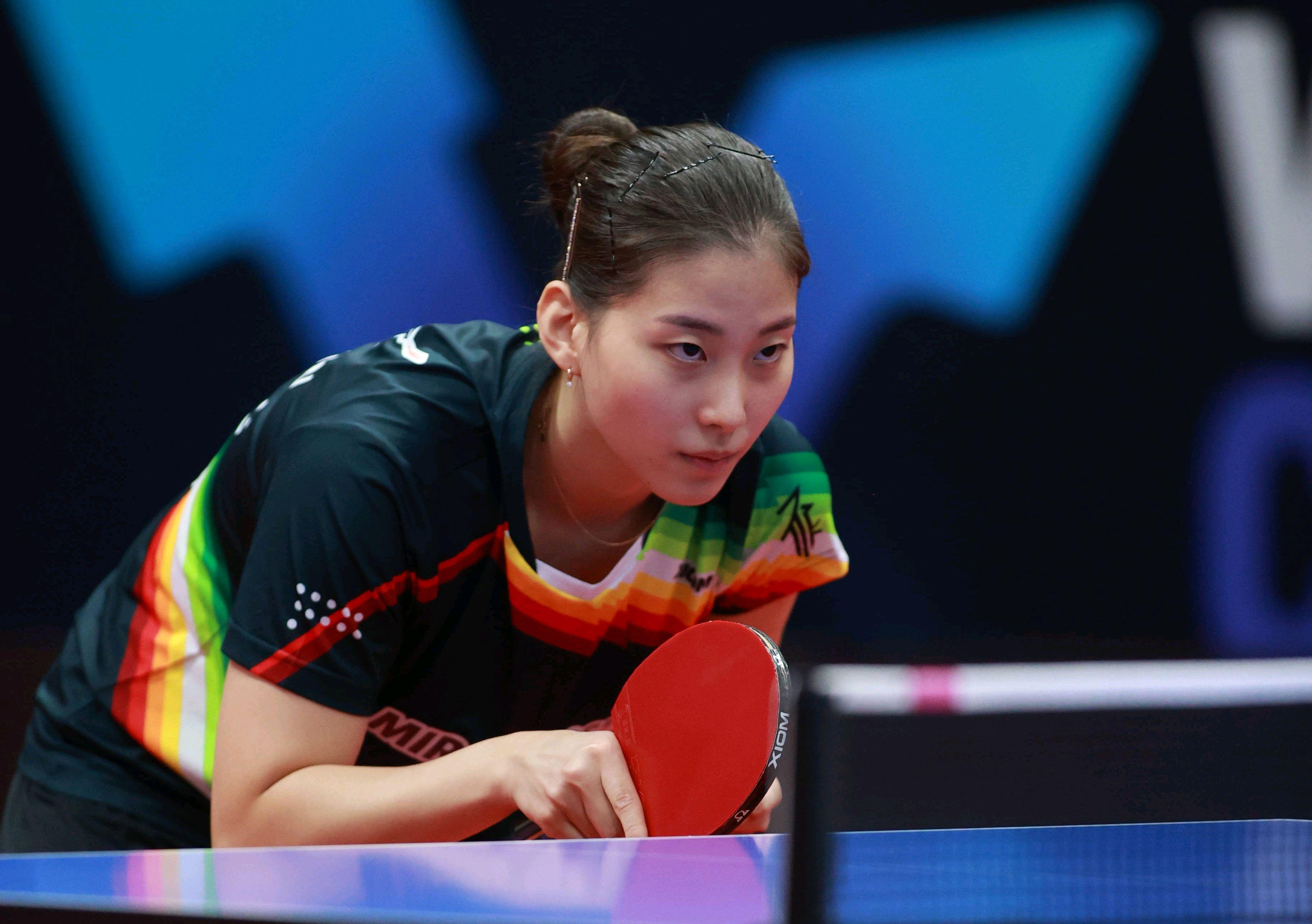 展现出了卓 展现出了卓