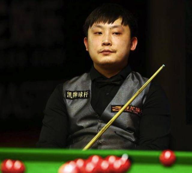 2亿欧元报 2亿欧元报