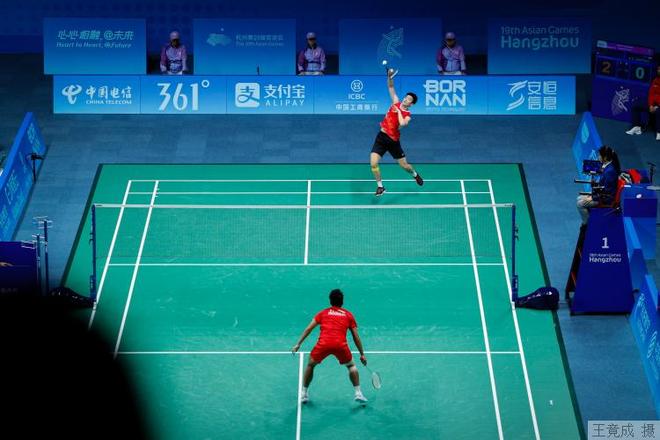 更因为这项 更因为这项