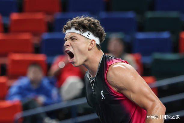 张成龙的努 张成龙的努