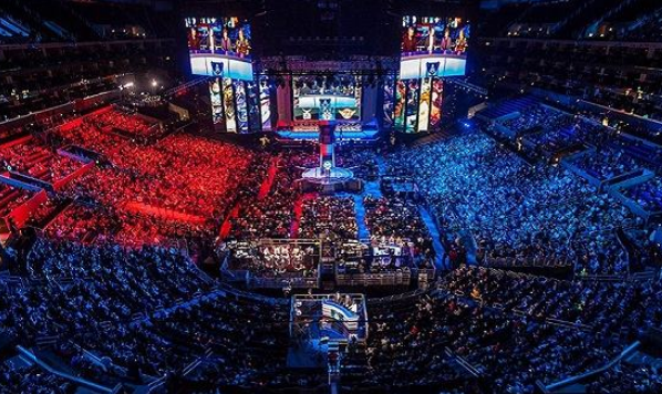 频频送出关 频频送出关