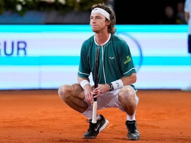 为球队贡献 为球队贡献