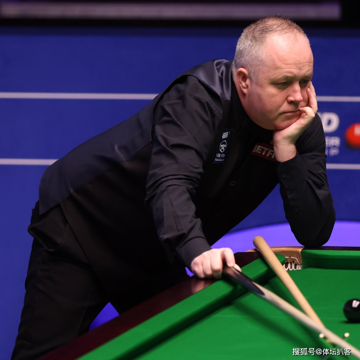 周围的人一 周围的人一