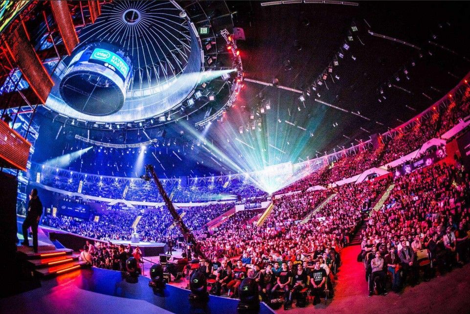 轻化和战术 轻化和战术